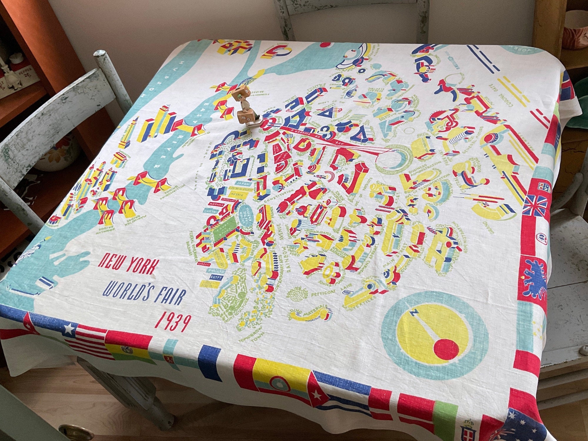 Vintage Souvenir Tablecloth 1939 New York World's Fair - Etsy