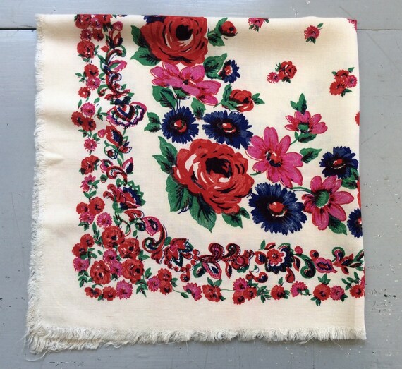 Vintage Scarf Colorful Rose Garden w Daisies Pink… - image 5