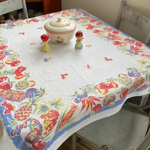 Vintage Tablecloth Victory Garden Veggie Harvest Leda Vegetables Retro Kitchen