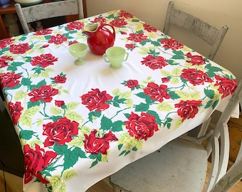 Mantel vintage Simtex con rosas rojas intensas