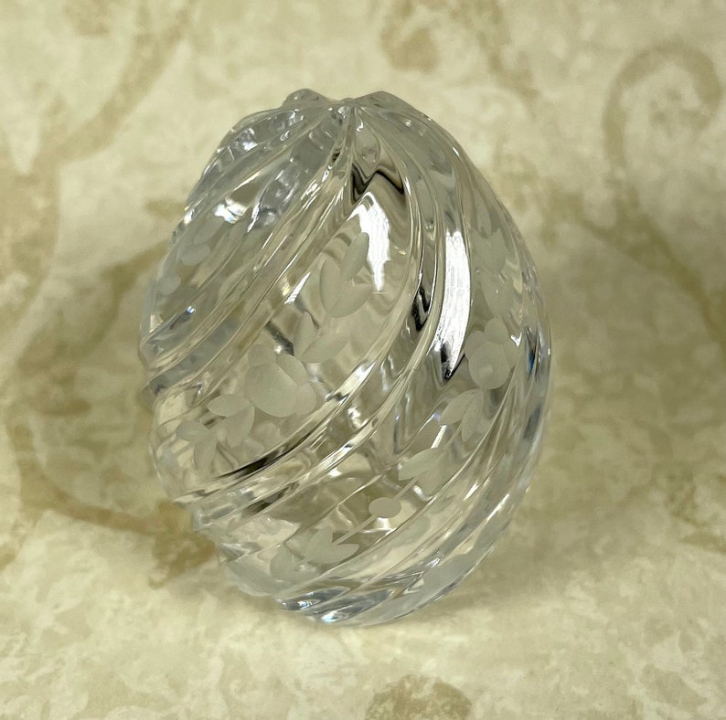 Vintage Faberge crystal egg swirl frosted flowers paperweight image 2