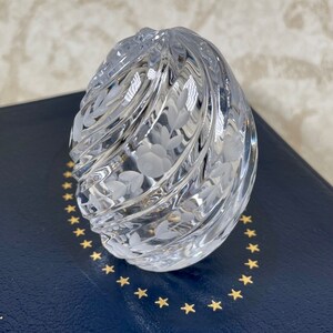 Vintage Faberge crystal egg swirl frosted flowers paperweight image 8