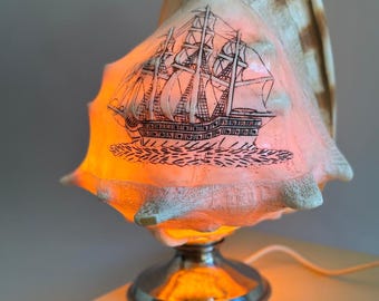 Lámpara de caracol vintage de los años 60 con diseño de barco, decoración náutica para el hogar