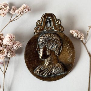 Vintage Bronze Griechische Münze Stil Muschel Büroklammer Briefhalter-Desktop oder Hängende Klemme-Made in Griechenland-Vintage Souvenir-Mancave-Office