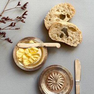 Antique 1930s Meneses Alpaca Silver Individual Butter or Caviar Dish with Knife — Elegant Tableware, Unique Finger Bowl Serving Set
