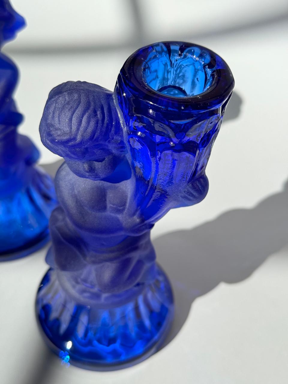 1960年代ヴィンテージアールデココバルトブルーガラスケルビム