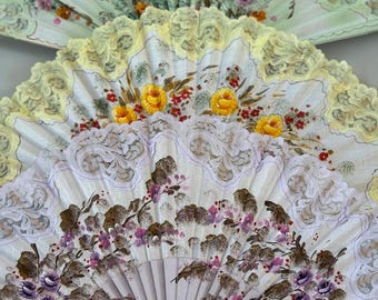 Spanish 1980s Vintage Fan, Hand-Painted & Lace, New Old Stock in BOX, Romantic Room Decor, Photography Prop, Shabby Chic Style
