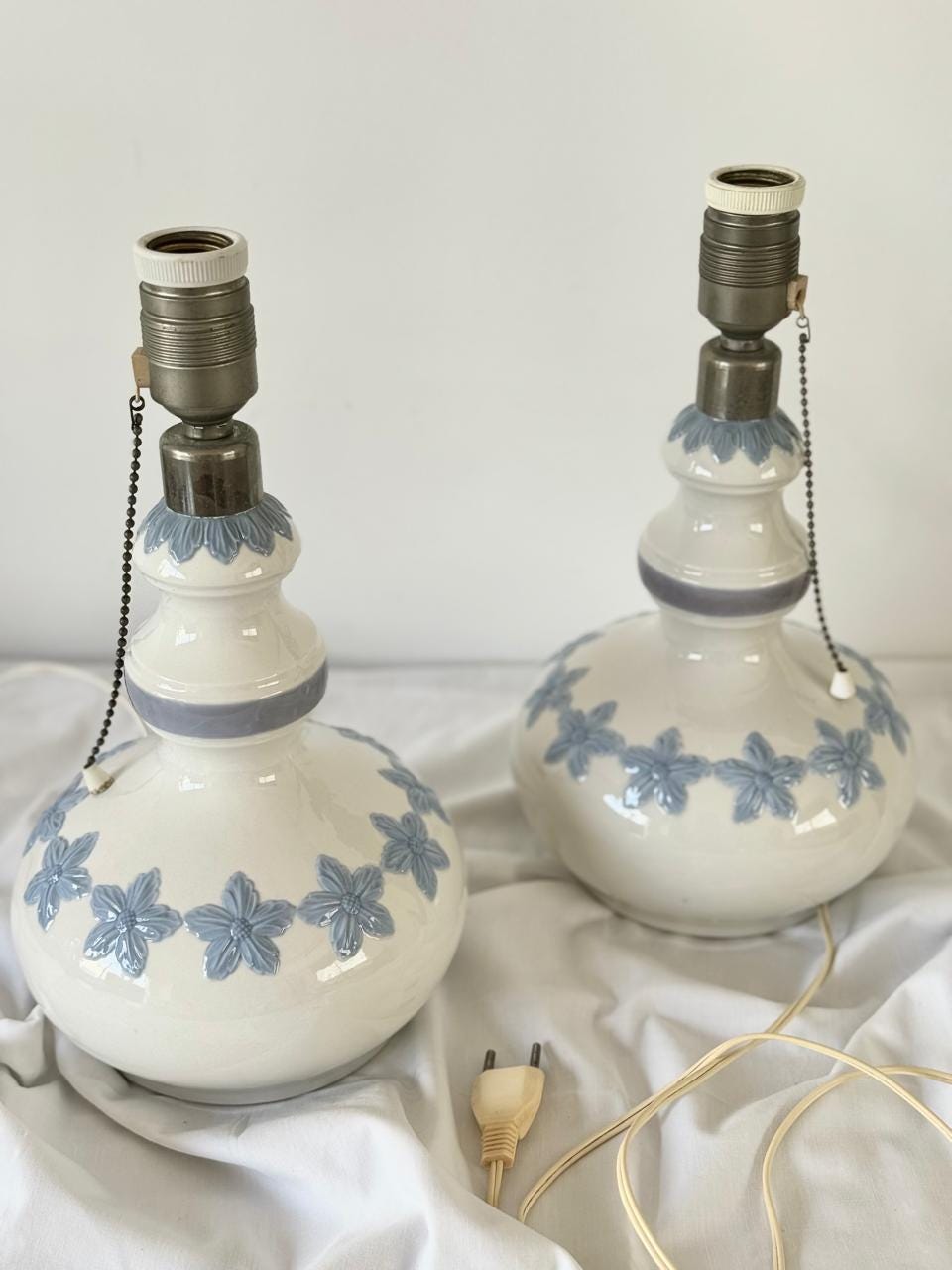 Set of 2 Vintage 1970s Lladró Porcelain Table Lamps - Pair of Spanish Floral Design Lamps