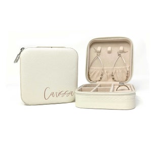 Personalized name or title jewelry box small travel kit custom jewelry box with any name great for bride and bridesmaids birthday gifts