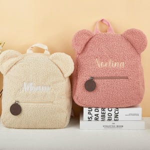 Sac à dos personnalisé ours en peluche pour tout-petits, sac à dos duveteux brodé personnalisé avec nom pour enfants, cadeau d'anniversaire pour enfant ou sac d'âge préscolaire