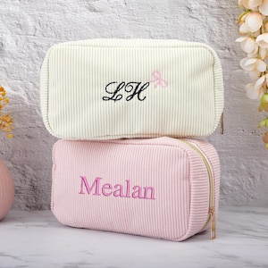Individuelle Tasche für Brautjungfer, personalisierte Make-up-Tasche mit Namen, gestickte Kosmetiktasche, Brautpartygeschenk, Geschenke für sie