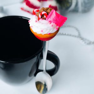 Christmas Sweet spoon cupcake, Christmas Gift, Polymer Clay Spoon, Cupcake Spoon, Gift Spoon, Coffee Spoon, Tea Spoon, Handmade Spoon