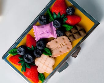 Pudełko na tabletki na 7 dni, Etui na tabletki, Organizer na tabletki na 7 dni, Duży pojemnik na tabletki, Pudełko na tabletki owocowe, Tygodniowy organizer na tabletki, Etui na tabletki słodkie, Prezent dla mamy