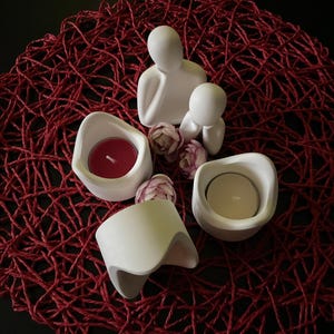 Tealight holder, candle holder in a beautiful curved look for tealights up to 4.0 cm diameter