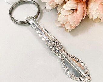 Spoon Keyring, 1954 VICTORIAN ROSE Silver Spoon Keyring, Vintage Spoon Keyring, Key Ring, Keychain, Spoon Jewelry, Silverware Keyring