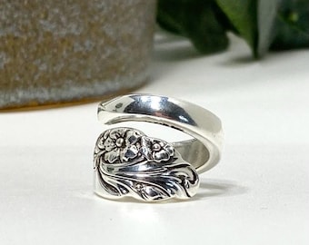 Spoon Ring 1950 EVENING STAR Silverware Ring Vintage Flatware Jewelry