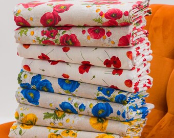Stoffen paneel van 280 x 250 cm - Patroon van een bloemenveld met klaprozen