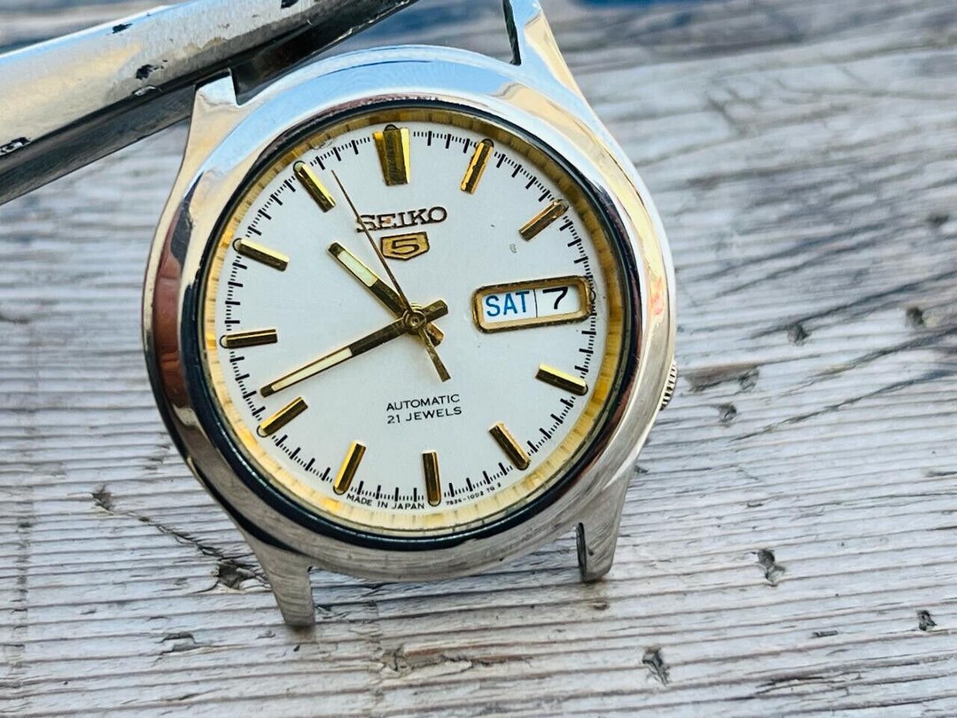 Sat seiko 5 automatic sale