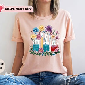 Woman In Science Shirt, Preppy Aesthetic Shirt, Science Shirt, Trendy Shirt,  Scientist Shirts, Girl Scientist Shirt, Scientist Gift