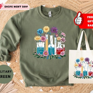 Woman In Science Sweatshirt, Science Shirt, Preppy Aesthetic Shirt, Scientist Sweatshirts ,Girl Scientist Shirt, Scientist Gift
