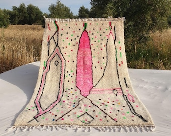 Handmade Azilal Berber Rug: Pink Moroccan Wool Rug