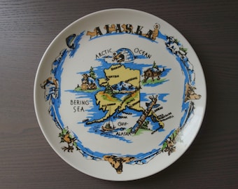 Vintage Alaska Plate, 10.25" (26 cm) Ceramic US State Plate with Eskimos, Totem Poles, Polar Bears, Gold, State Map, Etc., Minor Damage/Wear
