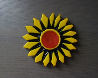 Vintage Acrylic Flower, As Is, Handmade Yellow, Red, and Dark Green Plastic 5.75" Diameter Sunflower / Daisy, Paperweight for Desk or Trivet