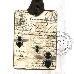 French Honey Bee Gift or Scrapbook Tags or Magnet #76