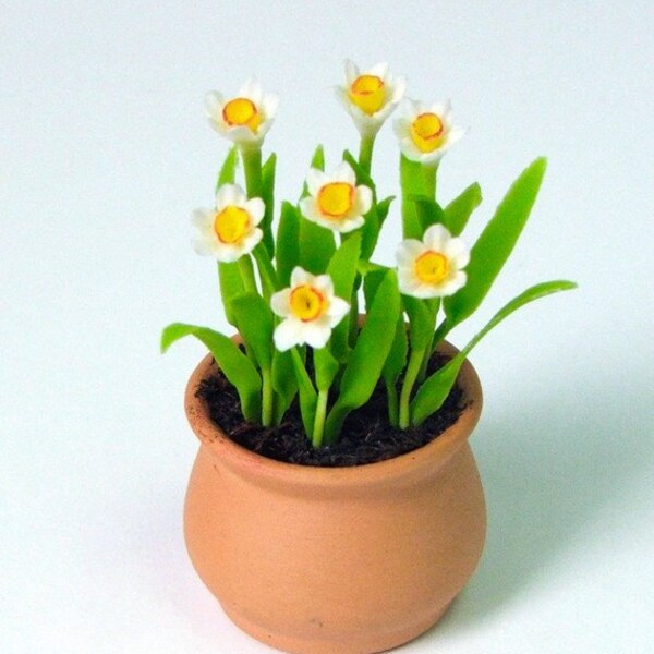 English Cottage Garden Miniature Polymer Clay Flowers, Daffodil 1 pcs