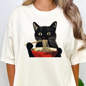 Comfort Colors® Noodle Cat Shirt,Black Cat Shirt,Ramen Cat Shirt,Foodie Lover Shirts,Black Cat Noodle Shirts,Retro Cat Tees,Cat Lover Shirts