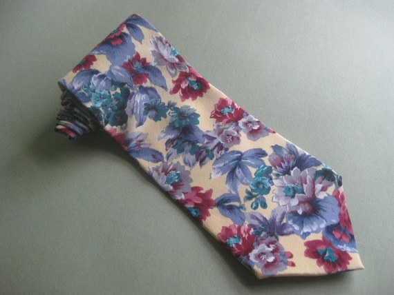 Vintage Pierre Cardin Floral 100% Silk Tie - image 1