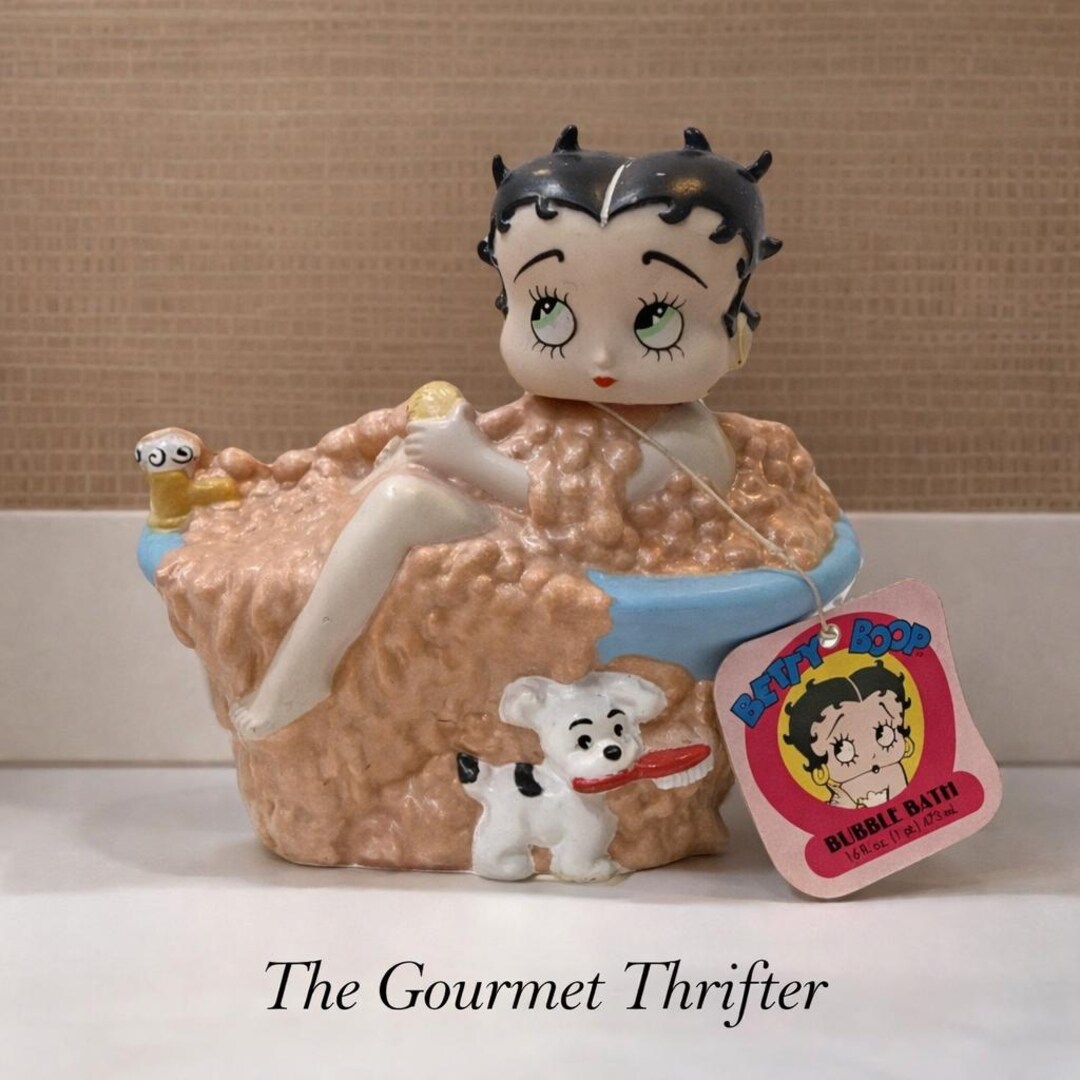 Vintage 1997 Betty Boop Bubble Bath Container Collectible Figure With ...