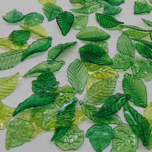 80 Medium Green Leaves ~ Transparent Acrylic Spring + Summer  Leaf Colors ~  Charms Drops ~ Focal Pendant Mix ~ 3 Shapes + 3 Shades of Green