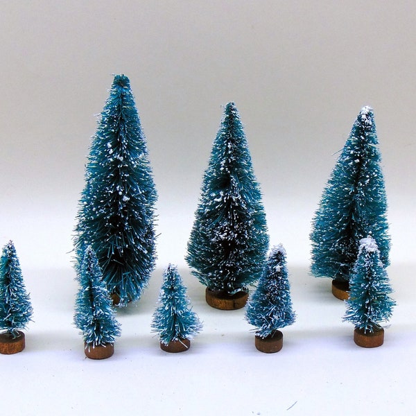 Set of 8 Mini Sisal Bottle Brush CHRISTMAS TREES ~ Green SNOW Frosted  for Holiday Village ~ Fairy Gardens ~ Dioramas ~ Train Sets