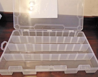 Large Anti Tarnish Box with 19 adjustable cells compartments with ZeRust to protect precious metal 14" x 9" x 2"  Bin Organizer 12 dividers