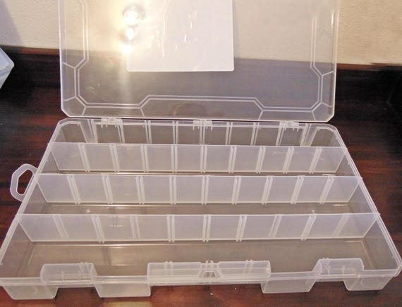 Large Anti Tarnish Box with 19 adjustable cells compartments with ZeRust to protect precious metal 14" x 9" x 2"  Bin Organizer 12 dividers