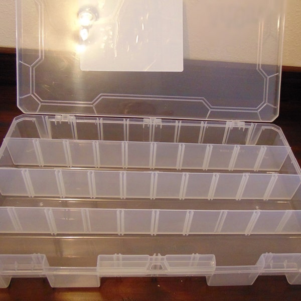 Large Anti Tarnish Box with 19 adjustable cells compartments with ZeRust to protect precious metal 14" x 9" x 2"  Bin Organizer 12 dividers
