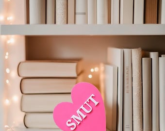 Smut 3D Printed Heart - Spicy Book Lover Decor - Romance Reader Book Nook Sign - Smutty Bookshelf Aesthetic Gift