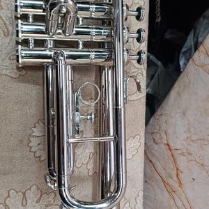 Influential Bb Trumpet with Mouthpiece | Beginner Student Trumpet Set | Trumpet Ware | TRUMPET 3 valve