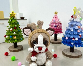 Schema all'uncinetto per un carlino con renna, cane di Natale amigurumi (PDF)