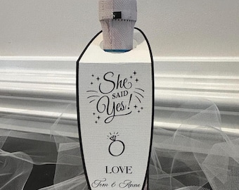 Etiquetas de recuerdo de botella de champán personalizadas: Celebración de boda elegante
