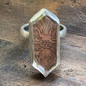 Anillo de cuarzo-cristal de roca facetado transparente cuarzo grabado cobre y anillo de declaración de plata de ley oxidada imagen 1