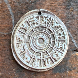 Collier zodiaque Collier zodiaque en argent pur avec breloque phoque de cire astrologique sur chaîne en argent sterling image 5