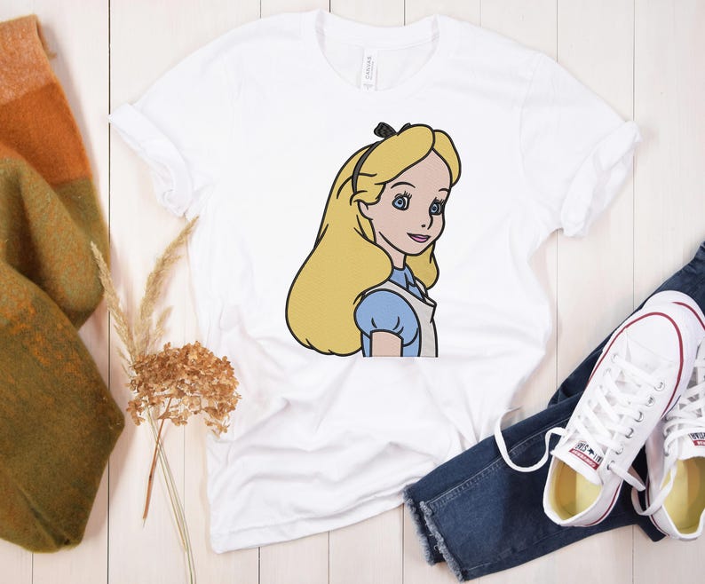 Broderimönster med seriefigurer: Maskinfilspaket (6 storlekar) bild 3