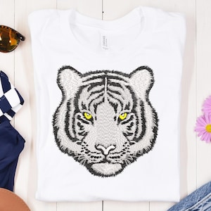 Tiger Portrait Embroidery Design: Wild Animal, Safari (6 Sizes)