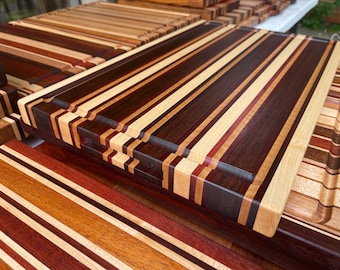 Tabla de cortar de madera australiana hecha a mano: diseño de rayas a juego