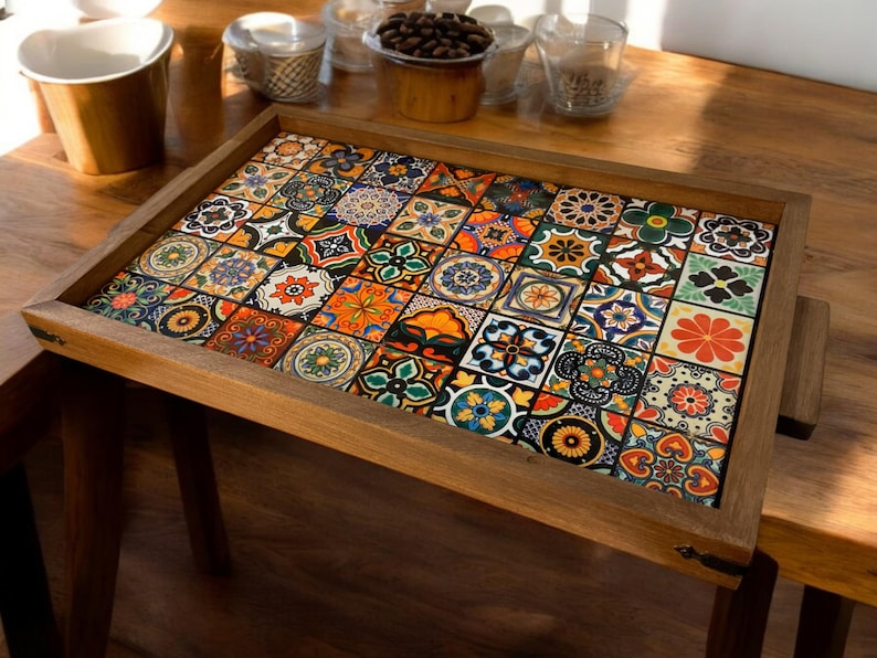 Boho tray with colorful single-piece tile