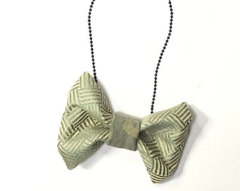 MeToo Necklace - NBowGrn3 - Bow Tie Necklace Upholstery Fabric in green and beige. Unique.