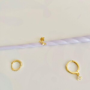 MOON, Cubic Zirconia Huggie Creolen, 3er Set für ein Ohr, Frauen Creolen, 18K vergoldet, Knorpel Piercing, Geschenke für sie, Geschenke