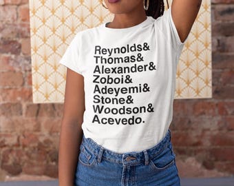 Camiseta de escritores negros, escritores adultos jóvenes, camiseta de cultura negra, magia de chica negra, regalo para amantes de los libros, cuello redondo unisex, mes de la historia negra